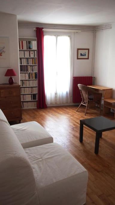 Le 105 Bis Eiffel Bed & Breakfast Paris Dış mekan fotoğraf