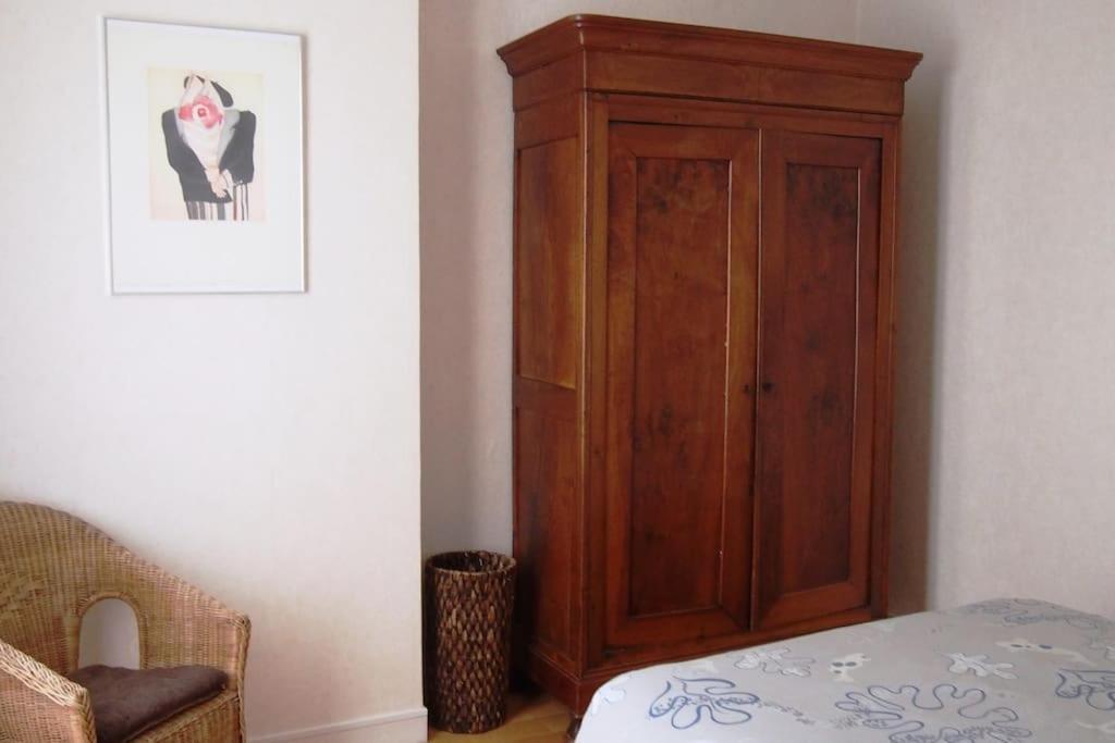 Le 105 Bis Eiffel Bed & Breakfast Paris Dış mekan fotoğraf